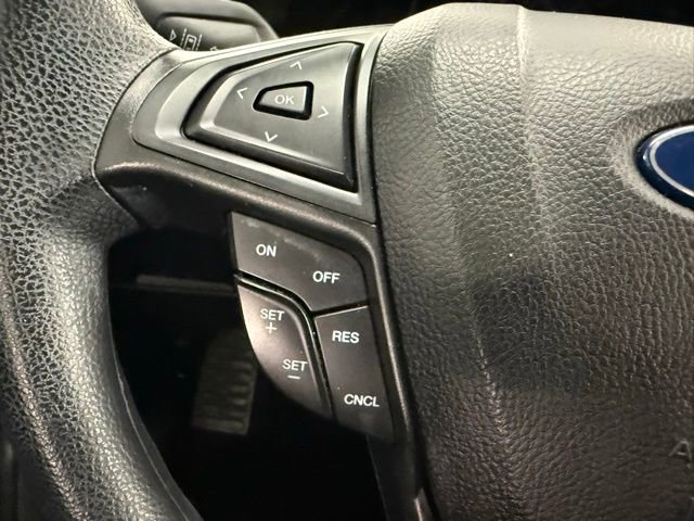 Used 2023 Ford Edge SE image 17