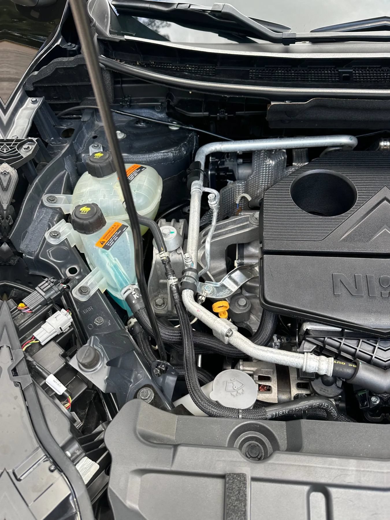 Used 2023 Nissan Rogue SV AWD/4WD image 29