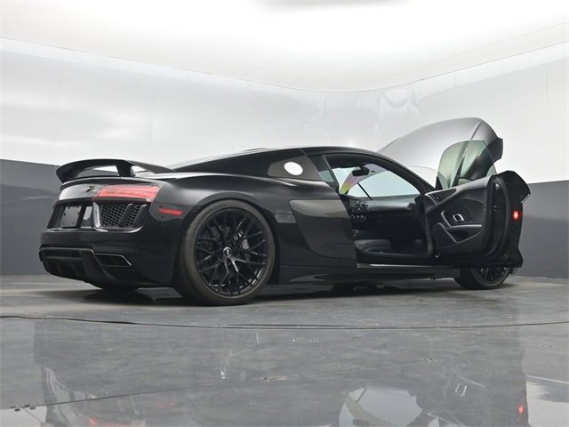 Used 2017 Audi R8 V10 plus image 65