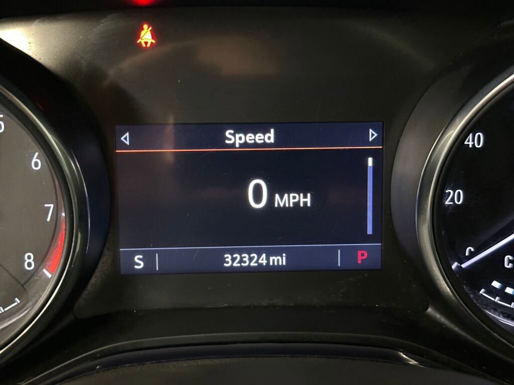 Certified 2022 Buick Encore GX Preferred image 3