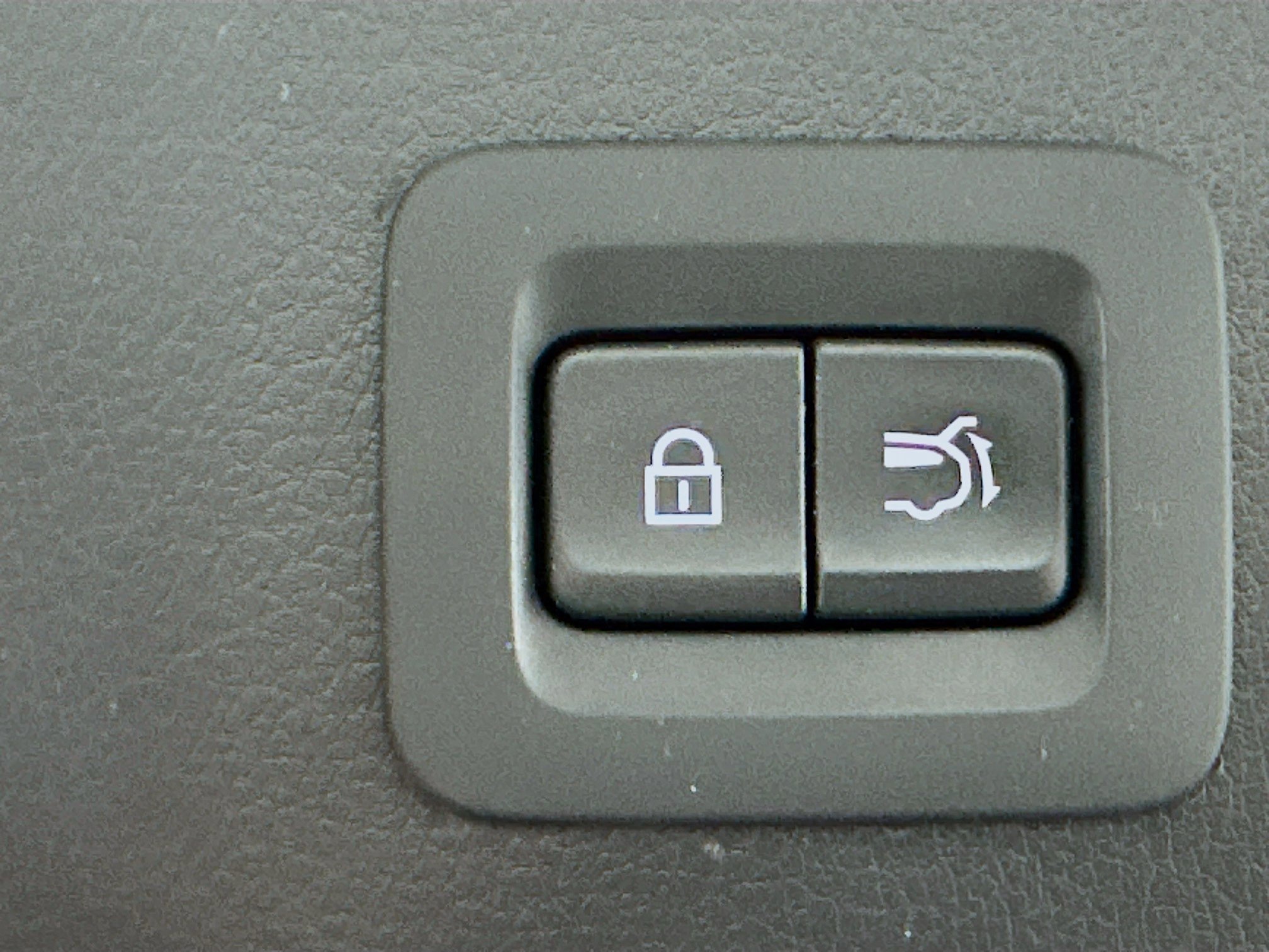 Used 2025 MAZDA CX-90 3.3 Turbo w/ Select Package image 32