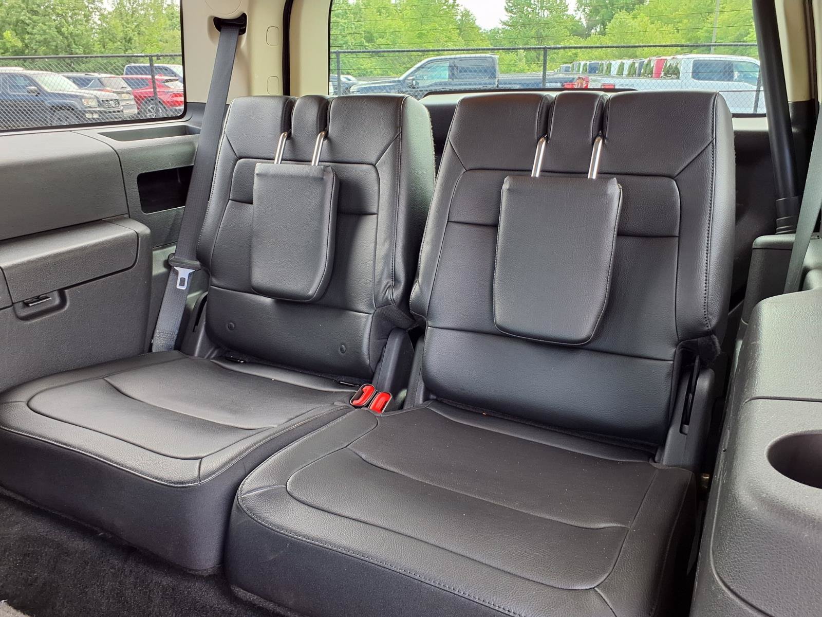 Used 2015 Ford Flex SEL w/ Equipment Group 202A FWD image 8
