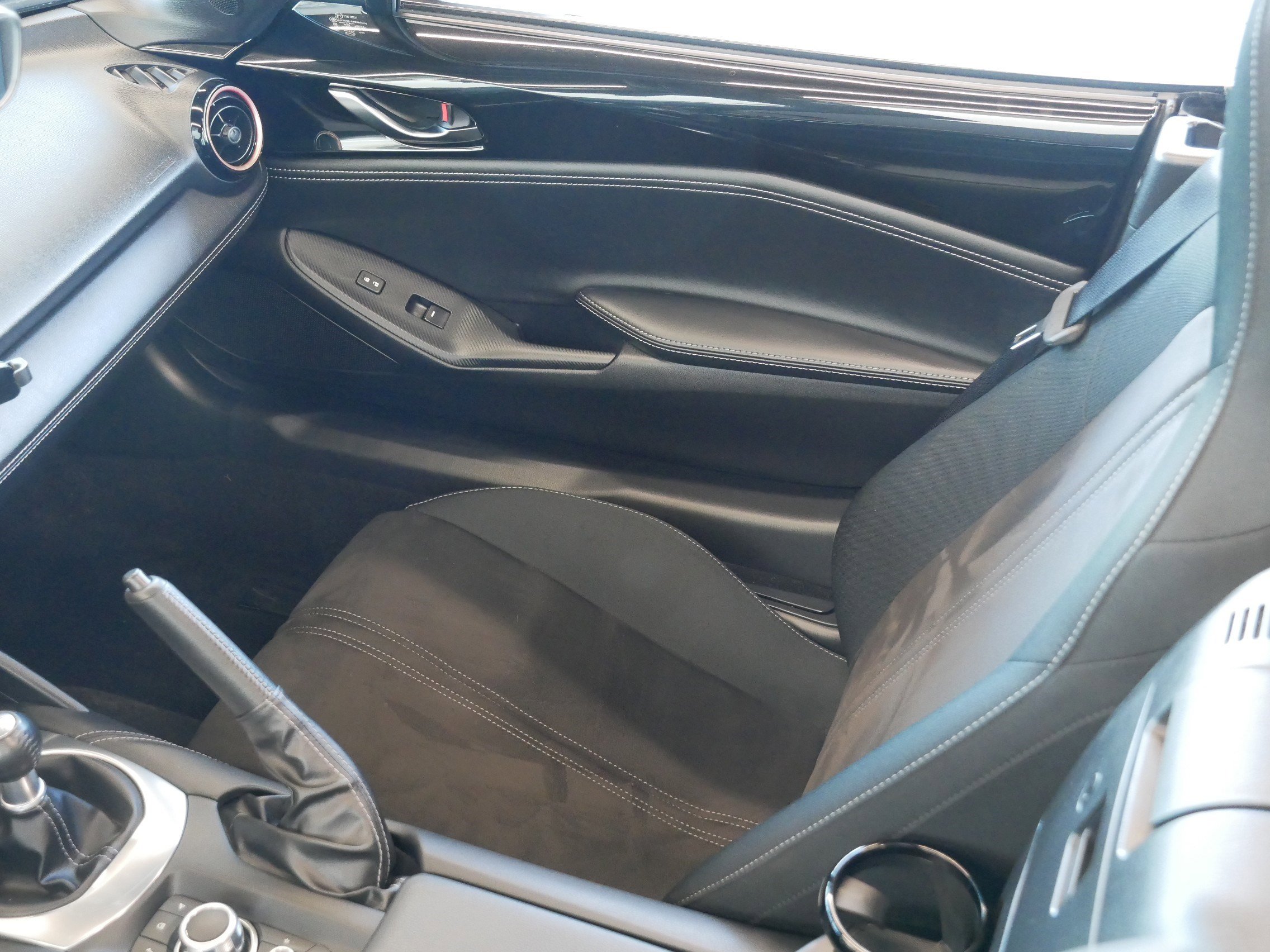 Used 2024 MAZDA MX-5 Miata Club image 11