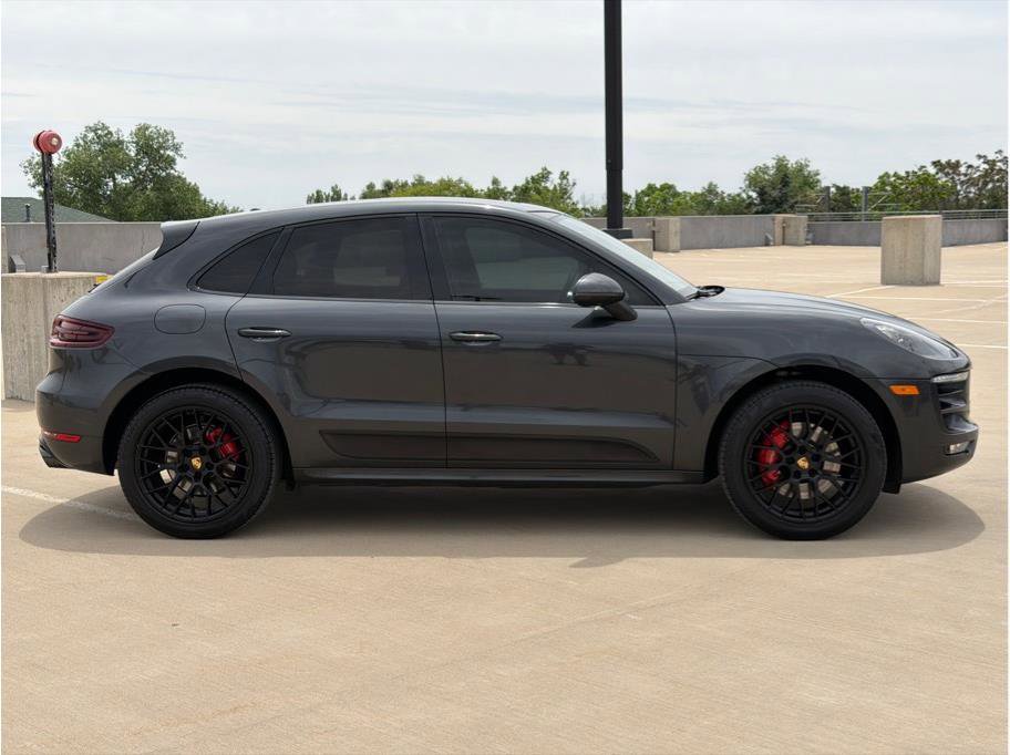 Used 2018 Porsche Macan GTS AWD/4WD image 9