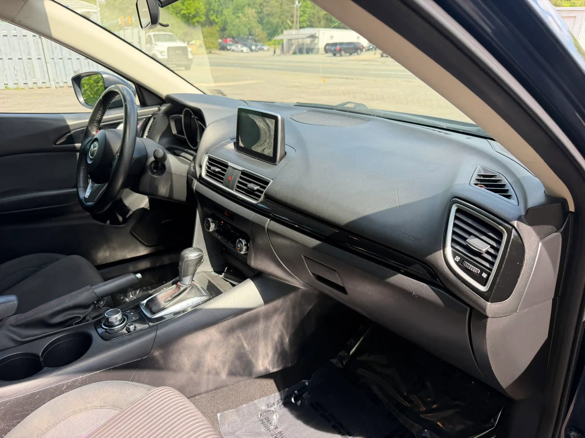 Used 2014 MAZDA MAZDA3 i Touring w/ Technology Package FWD image 16