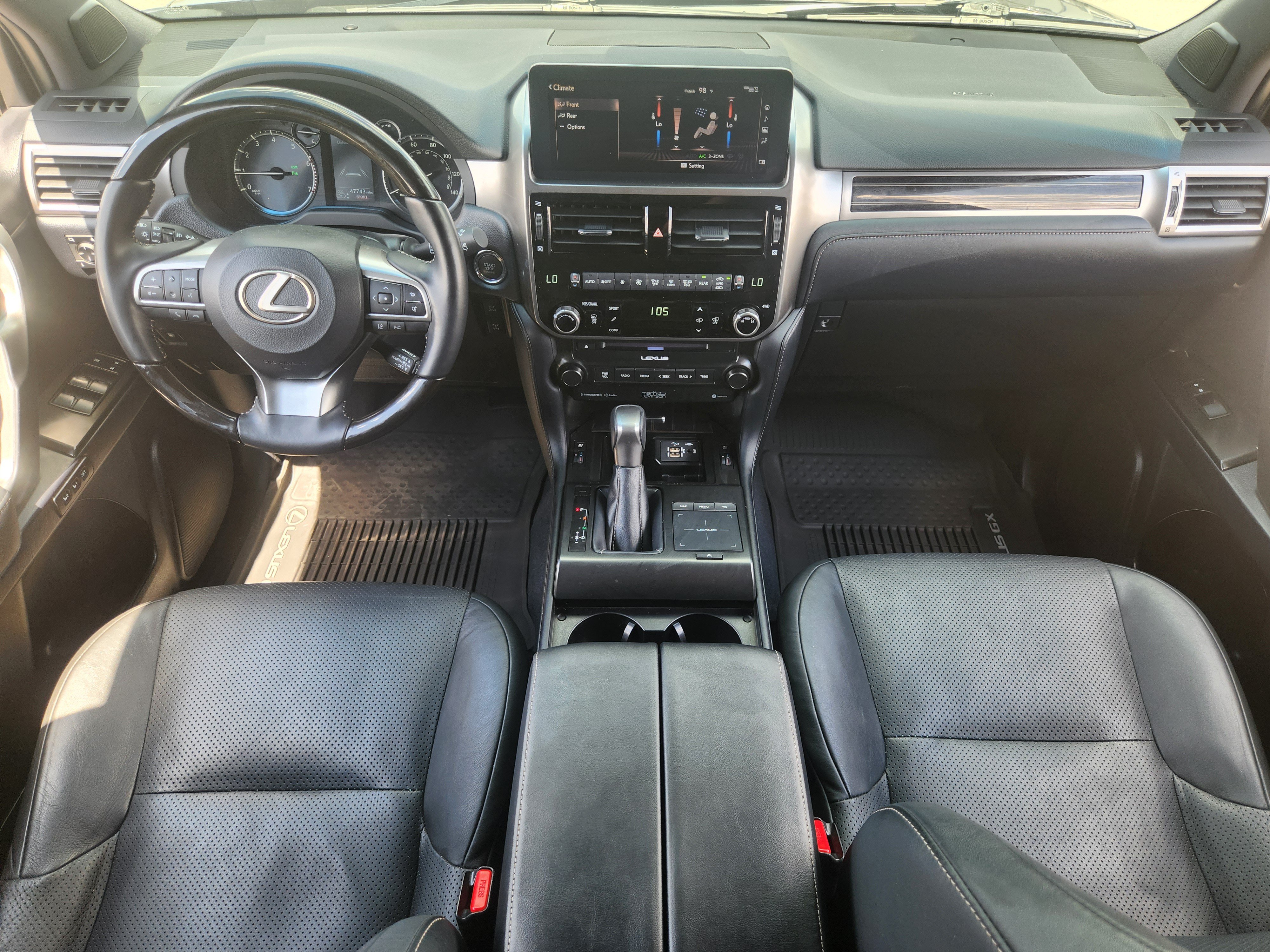 Used 2023 Lexus GX 460 Luxury w/ Sport Design Package AWD/4WD image 29