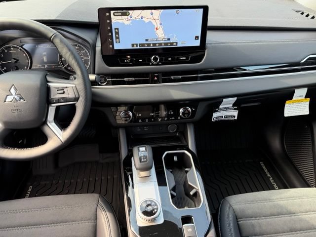 New 2026 Mitsubishi Outlander LE FWD image 20