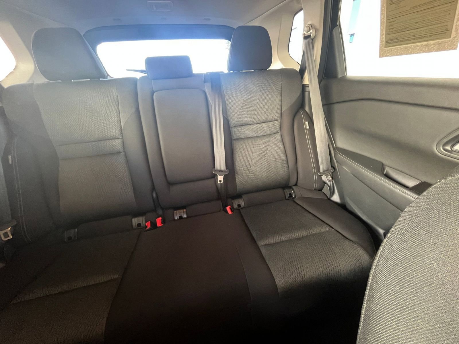 Used 2025 Nissan Rogue SV image 38