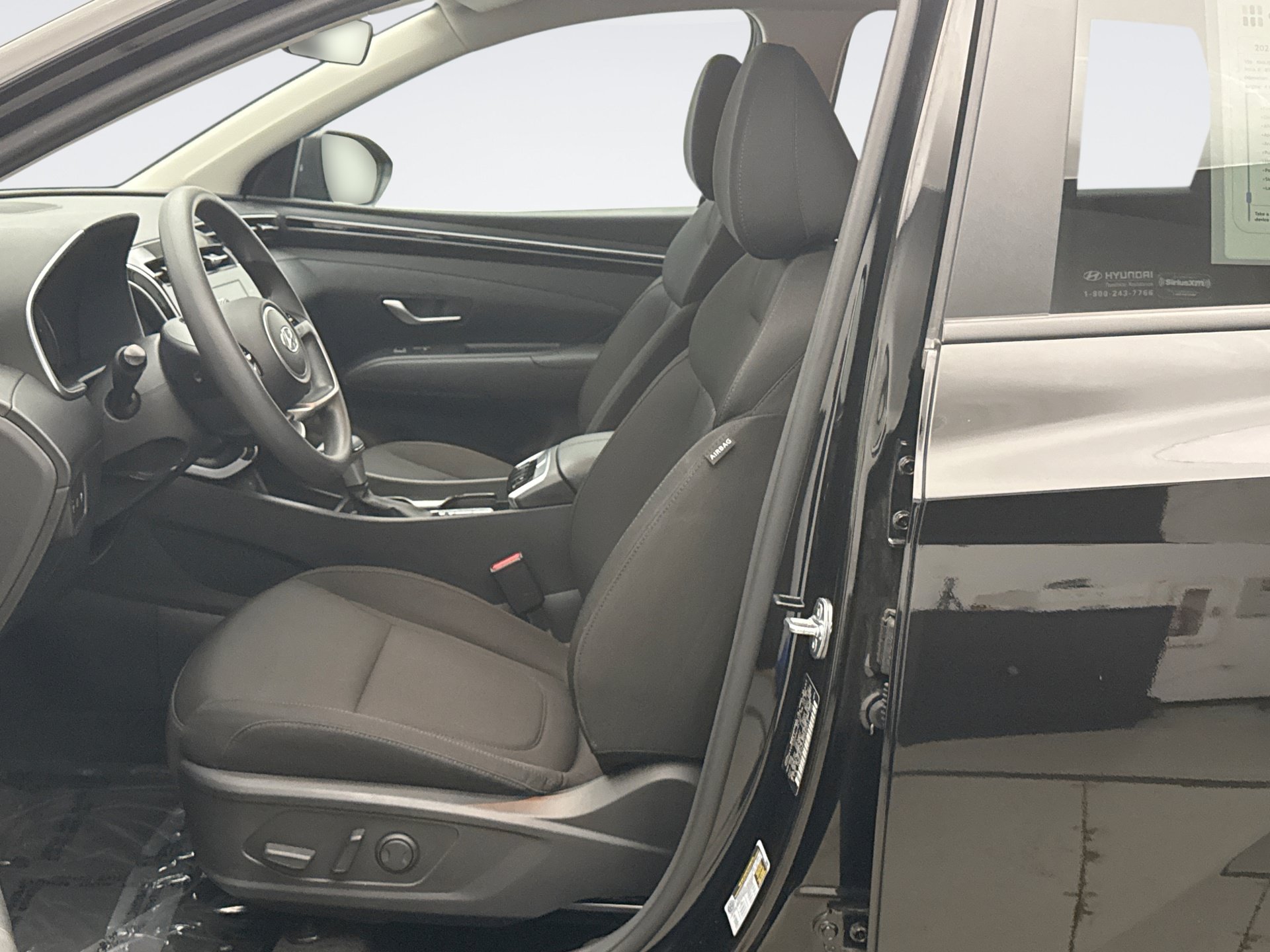 Used 2024 Hyundai Tucson SEL AWD/4WD image 11