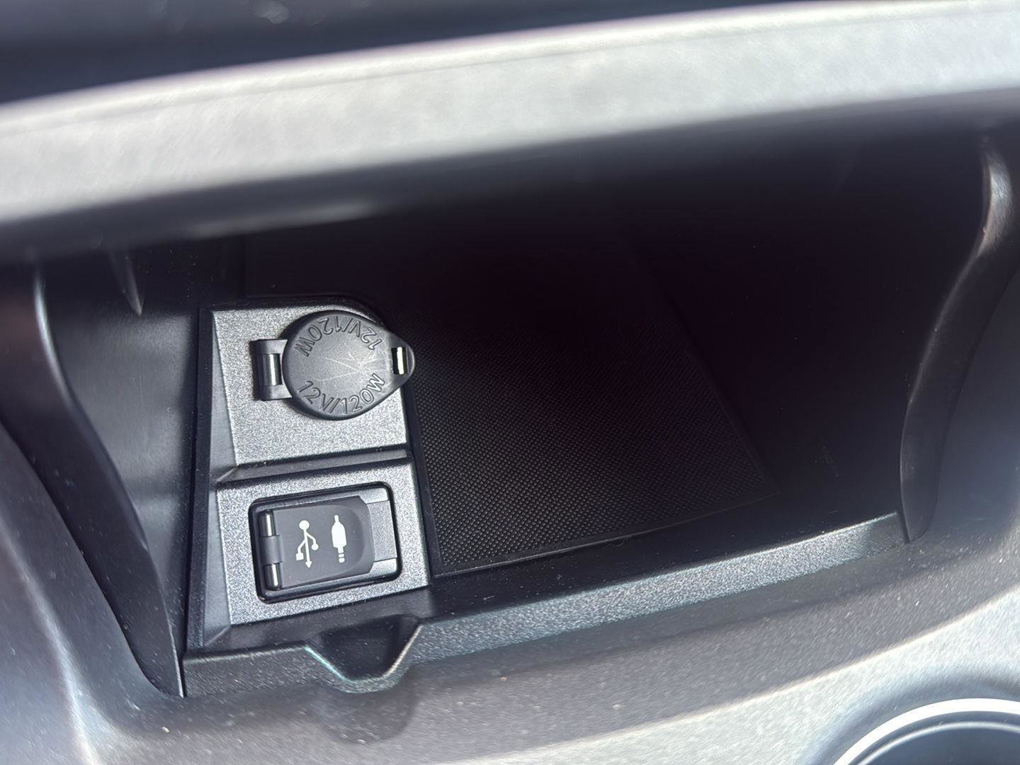 Used 2017 Toyota Camry LE w/ Protection Package (Q2) image 38