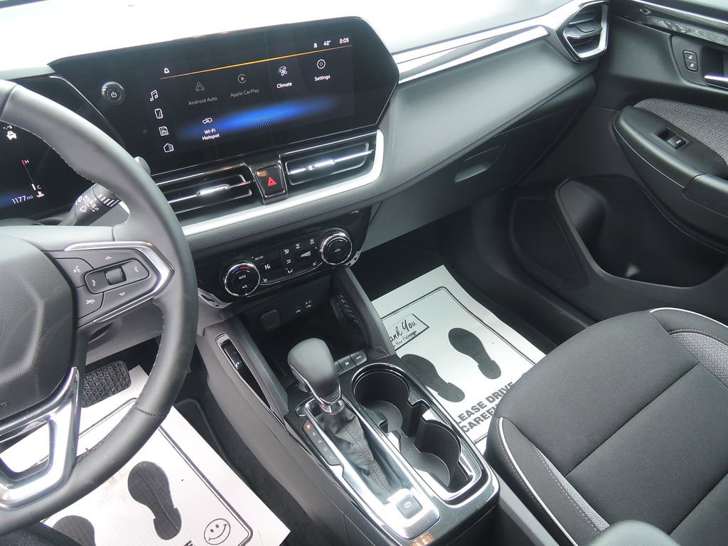 Used 2026 Chevrolet TrailBlazer LT w/ Convenience Package image 16