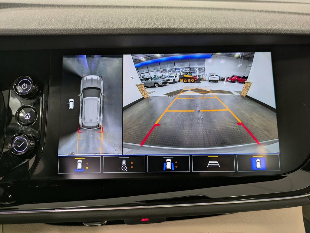 Used 2023 Buick Envision Avenir AWD/4WD image 14