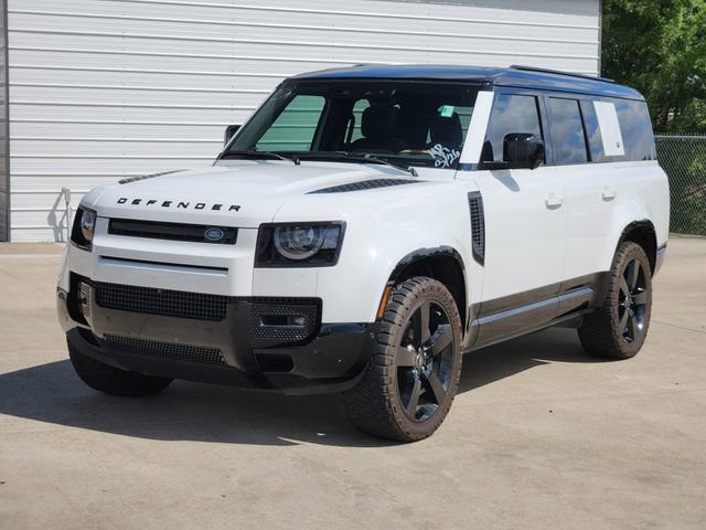 Used 2024 Land Rover Defender 130 X-Dynamic SE AWD/4WD image 3