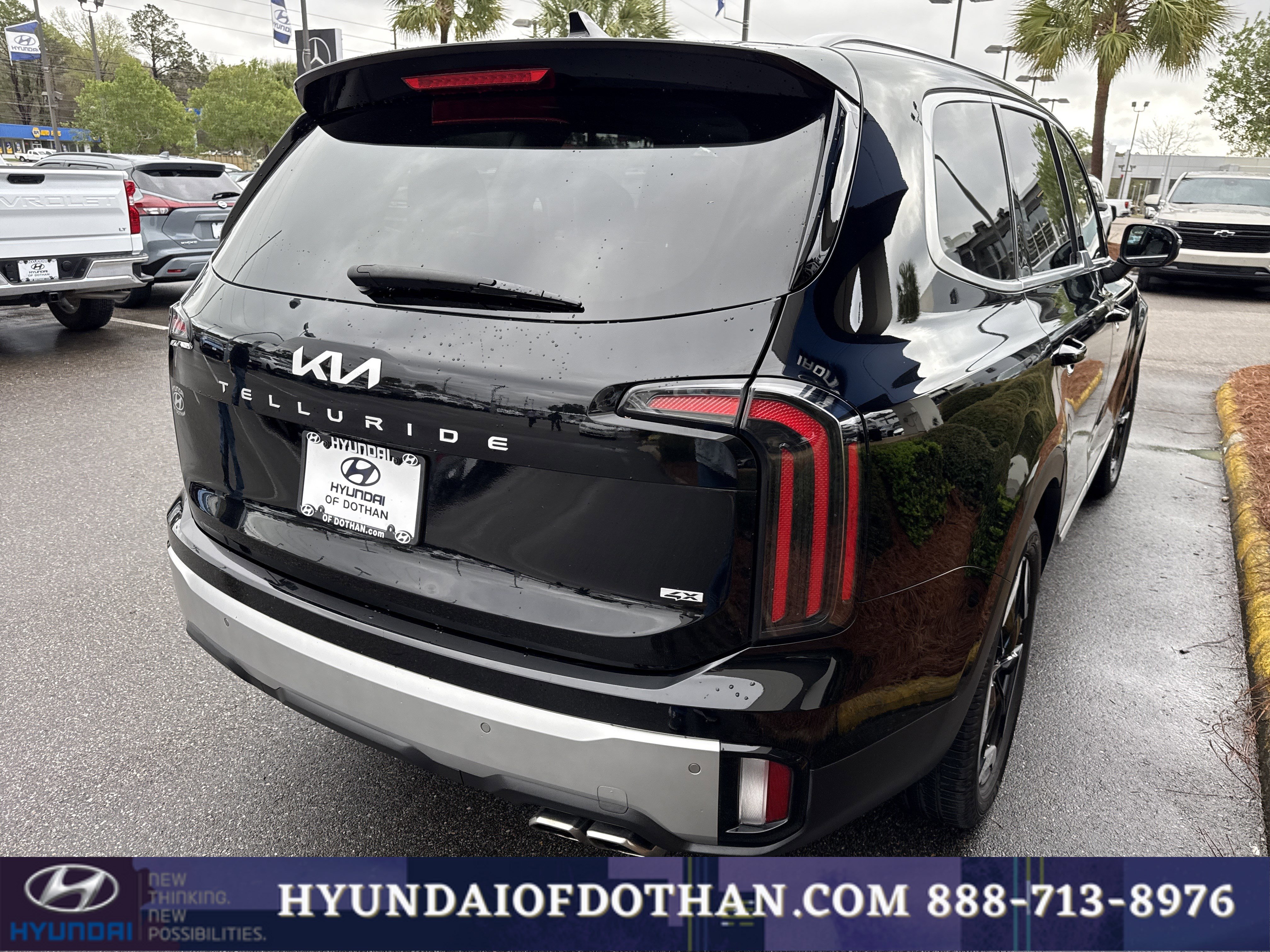 Used 2023 Kia Telluride EX image 4