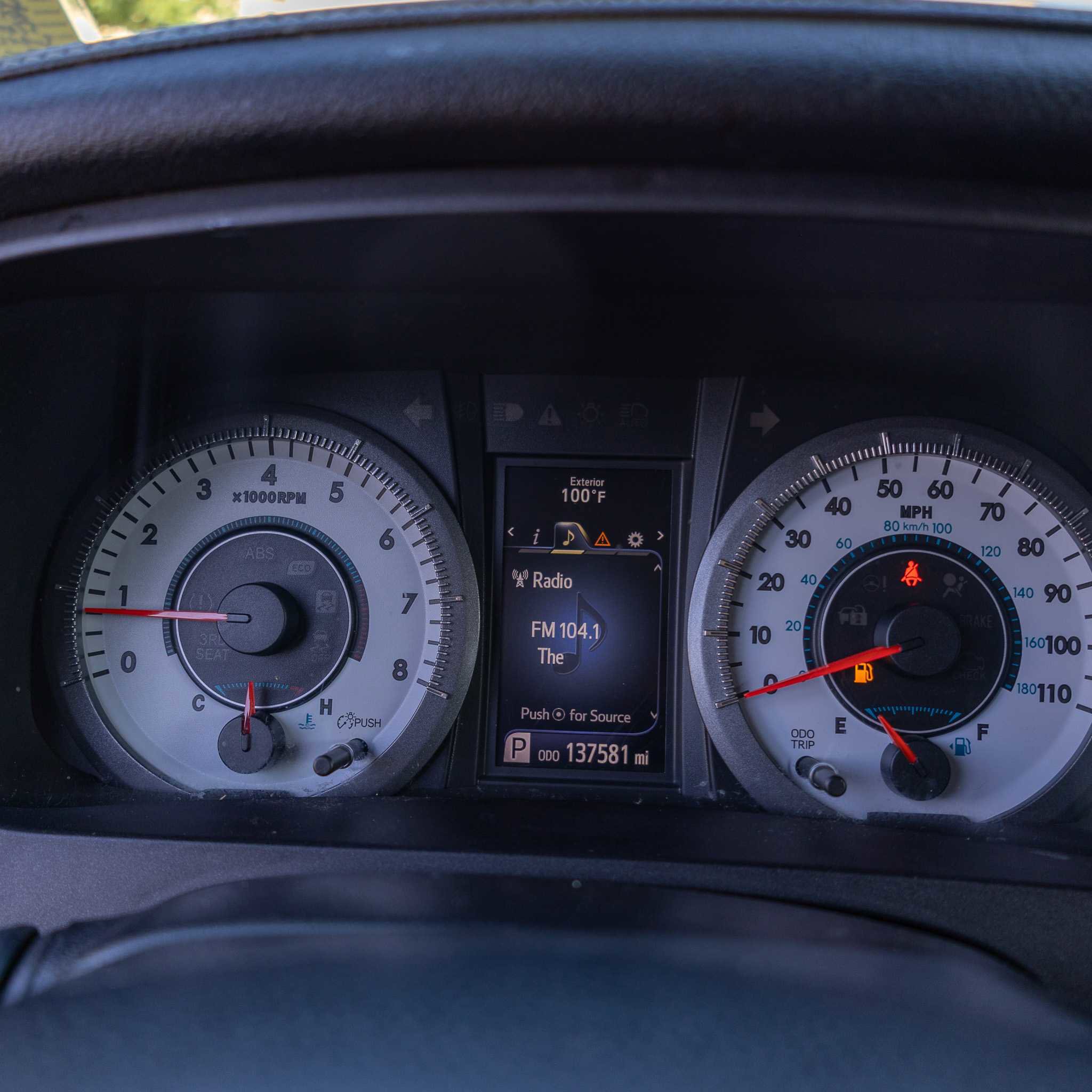 Used 2015 Toyota Sienna SE image 13