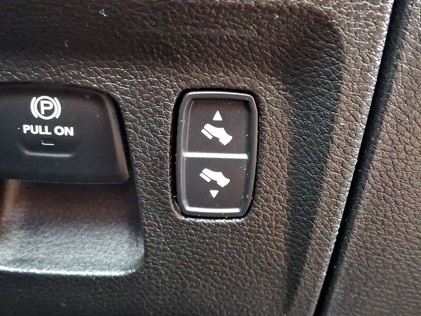 Used 2020 RAM 1500 Big Horn AWD/4WD image 23