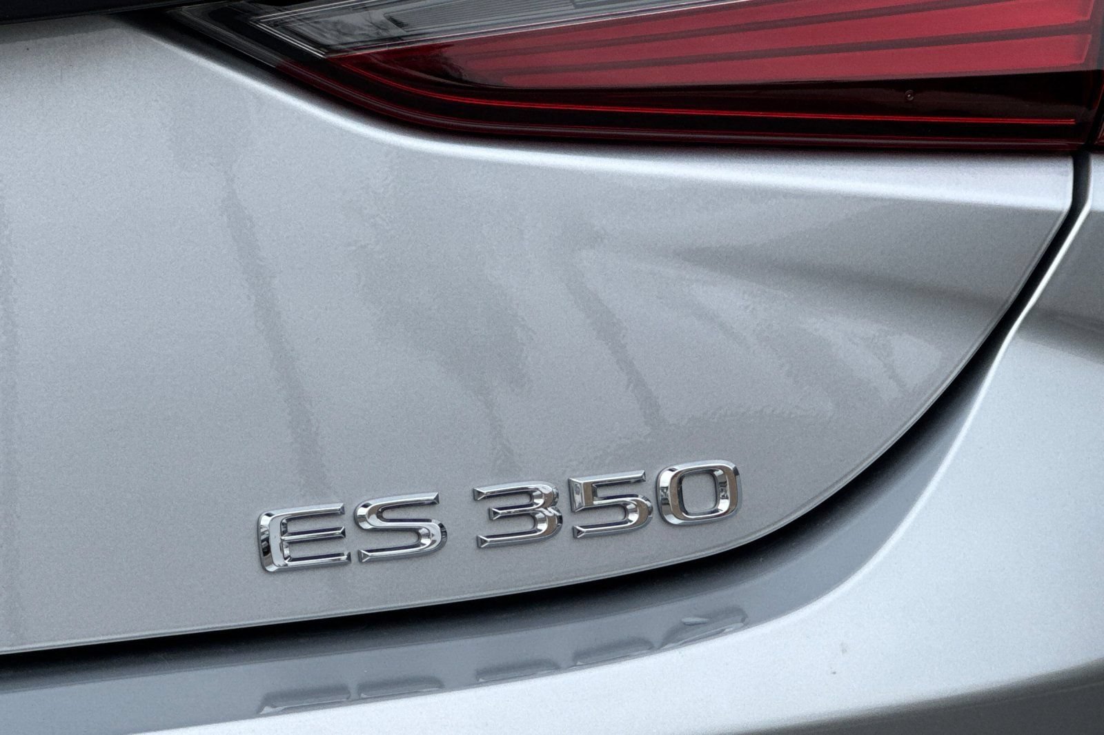 Certified 2025 Lexus ES 350 w/ Accessory Package (Z1) FWD image 30