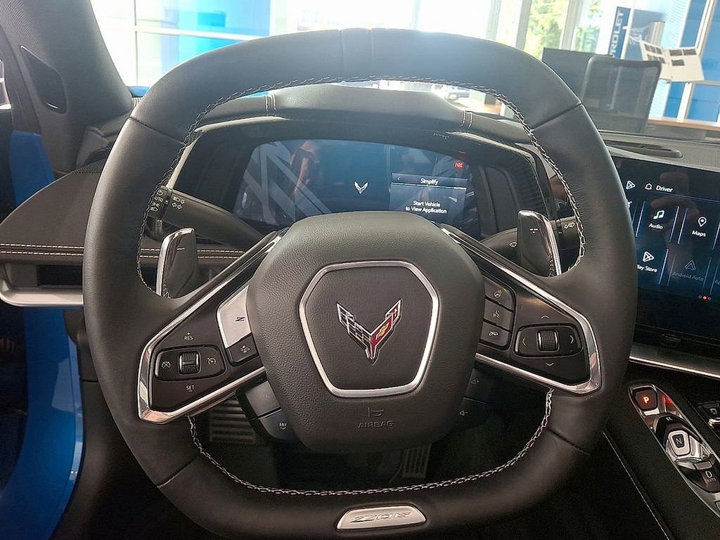 Used 2024 Chevrolet Corvette Z06 image 17