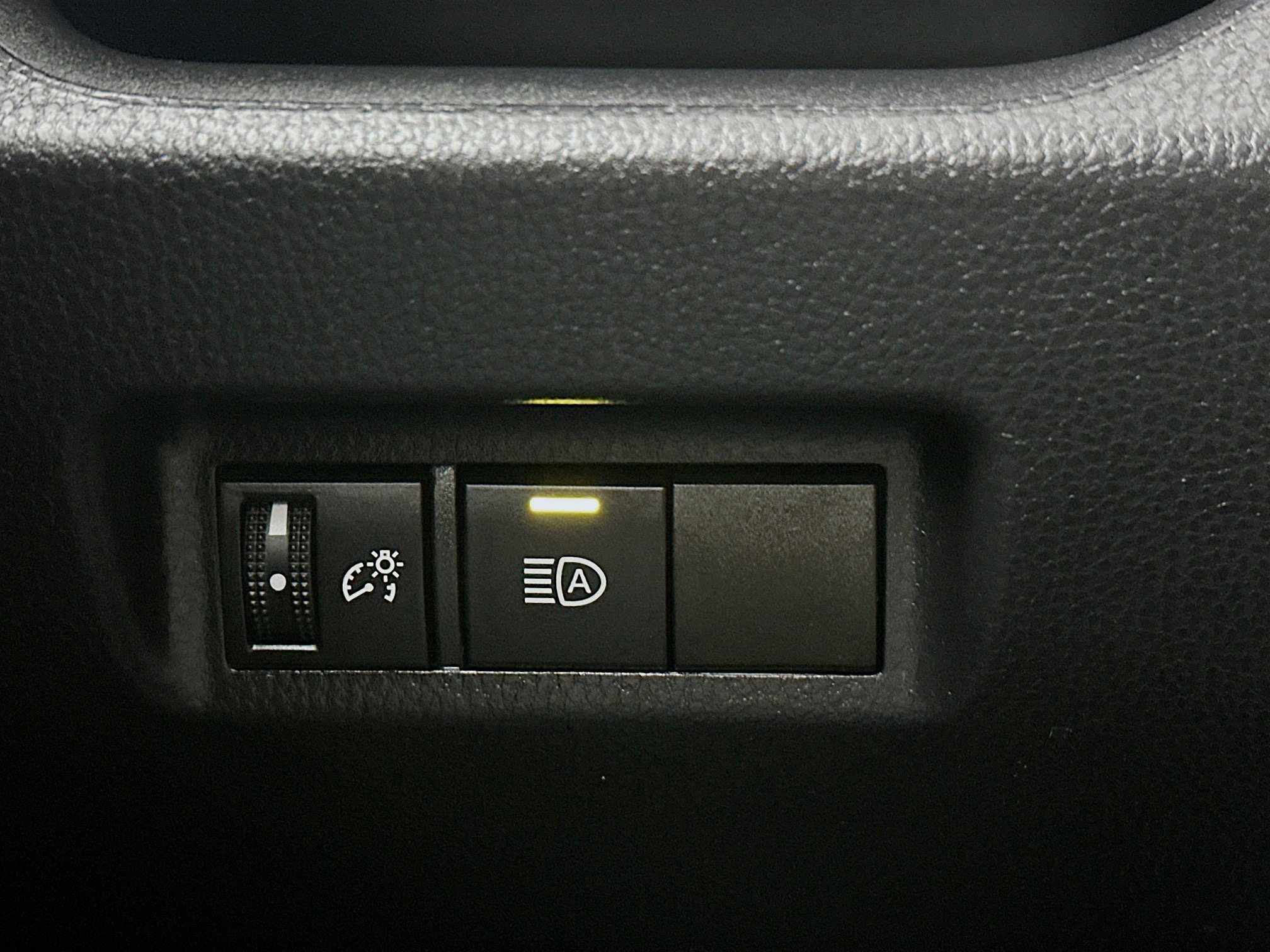 Used 2024 Toyota RAV4 LE image 16