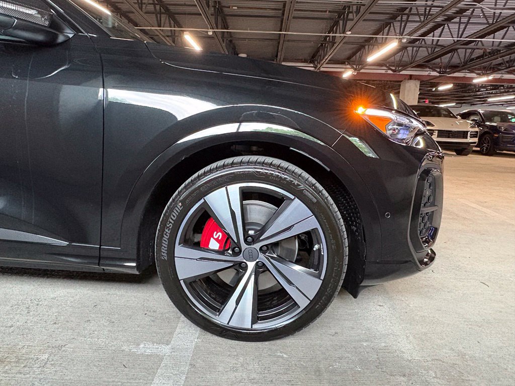 New 2026 Audi SQ5 Prestige AWD/4WD image 11