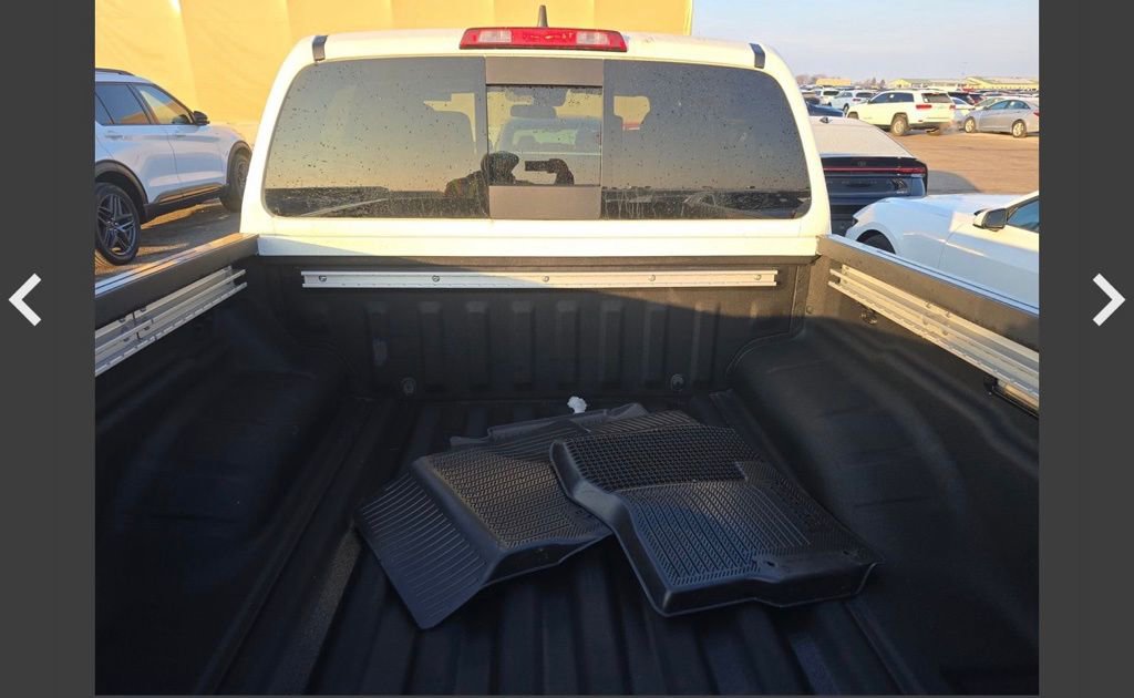 Used 2024 Nissan Frontier PRO-4X w/ Pro Convenience Package image 16