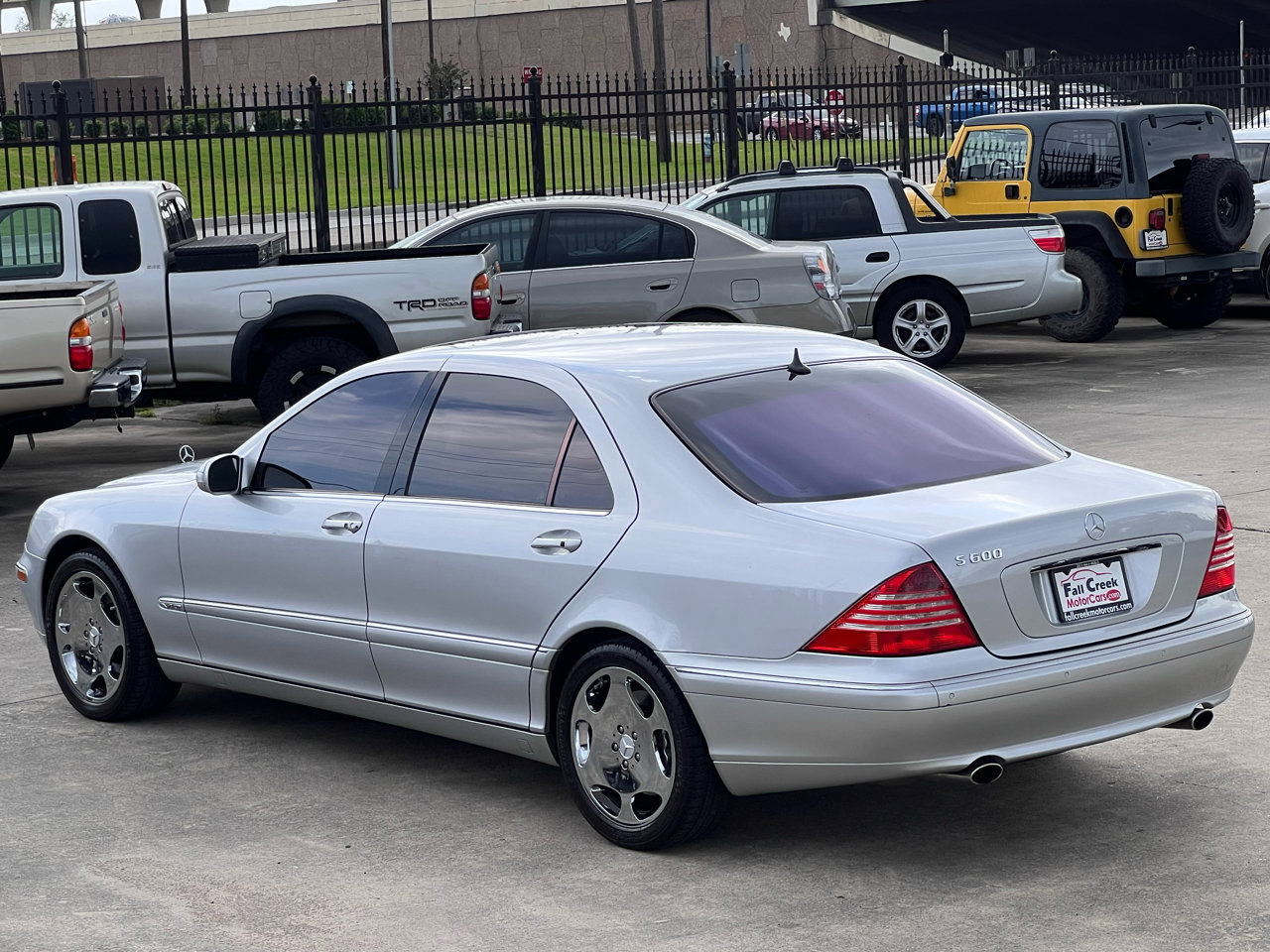 Used 2005 Mercedes-Benz S 600 image 4