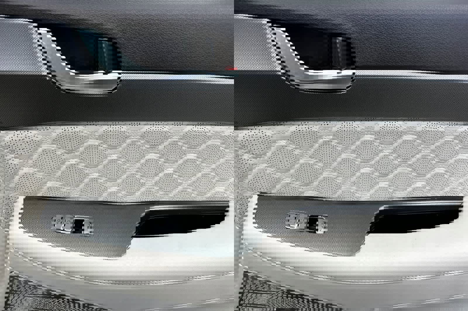 Used 2020 Hyundai Palisade Limited image 19