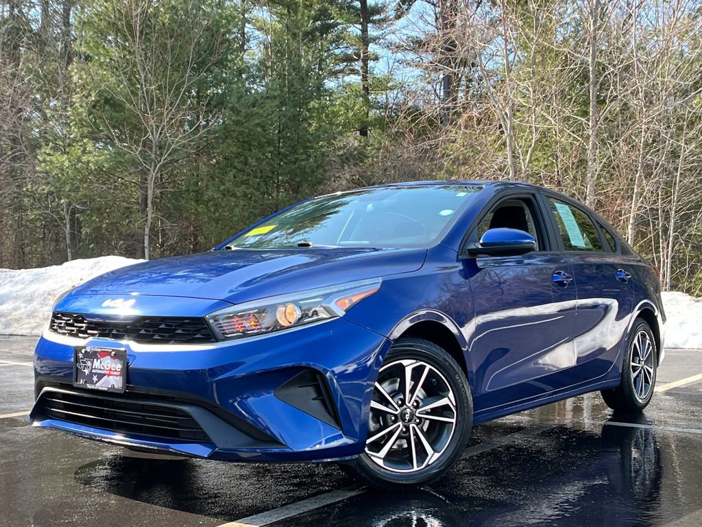 Used 2023 Kia Forte LXS image 1