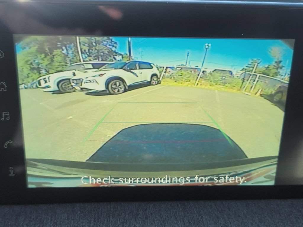 Used 2025 Nissan Kicks SV AWD/4WD image 33