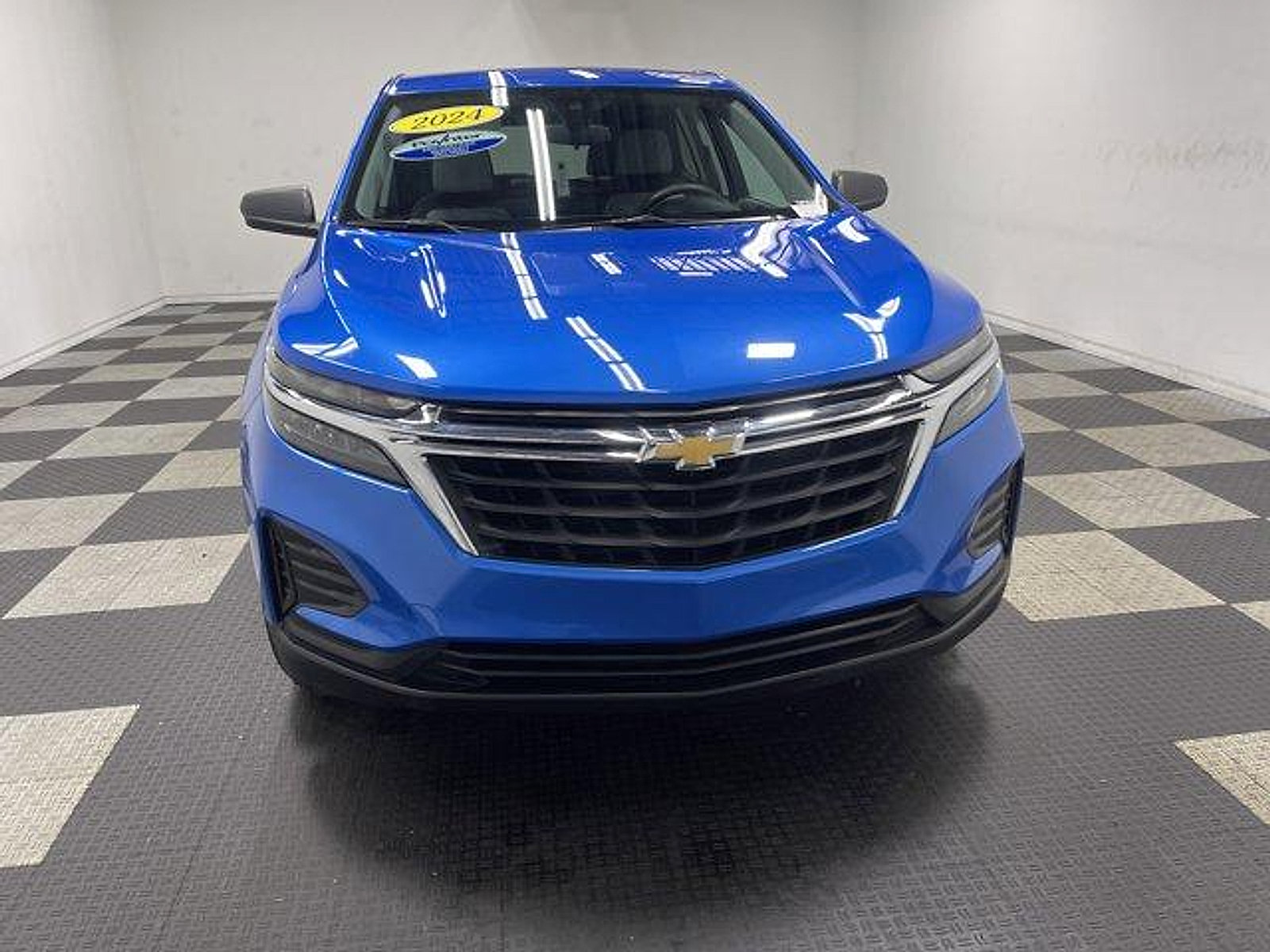 Used 2024 Chevrolet Equinox LS w/ LS Convenience Package FWD image 6