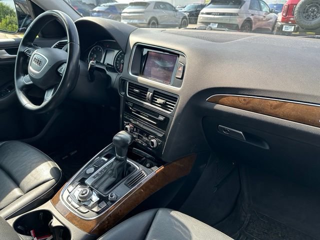 Used 2015 Audi Q5 2.0T Premium Plus w/ Technology Package AWD/4WD image 9