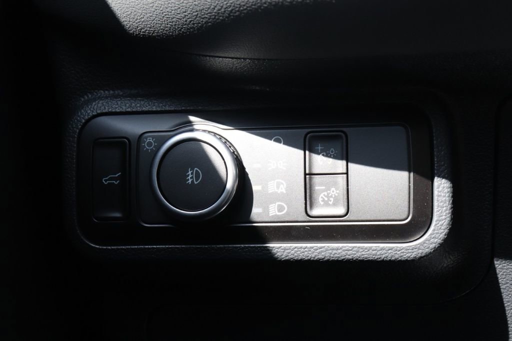 New 2026 Ford Explorer Active w/ Active Comfort Package image 35