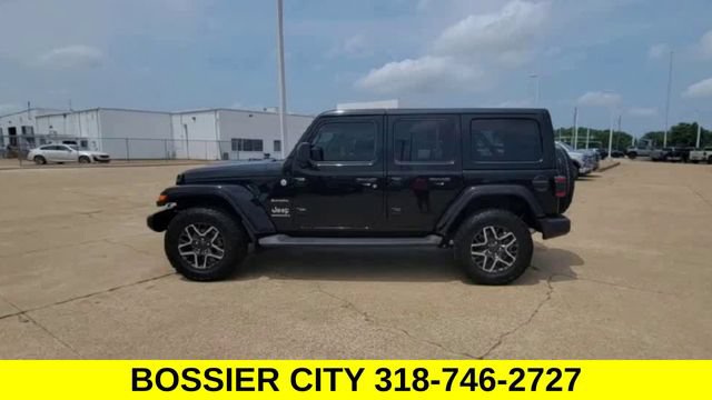 Used 2024 Jeep Wrangler Unlimited Sahara w/ Safety Group AWD/4WD image 5