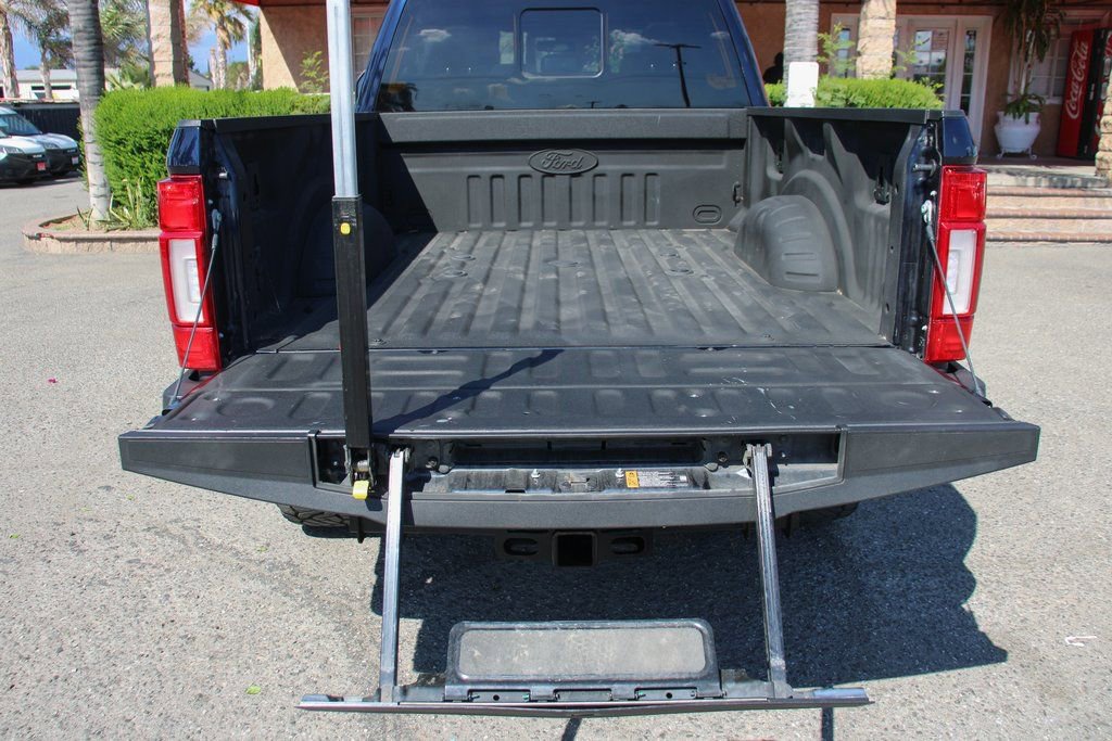 Used 2021 Ford F250 Lariat AWD/4WD image 8