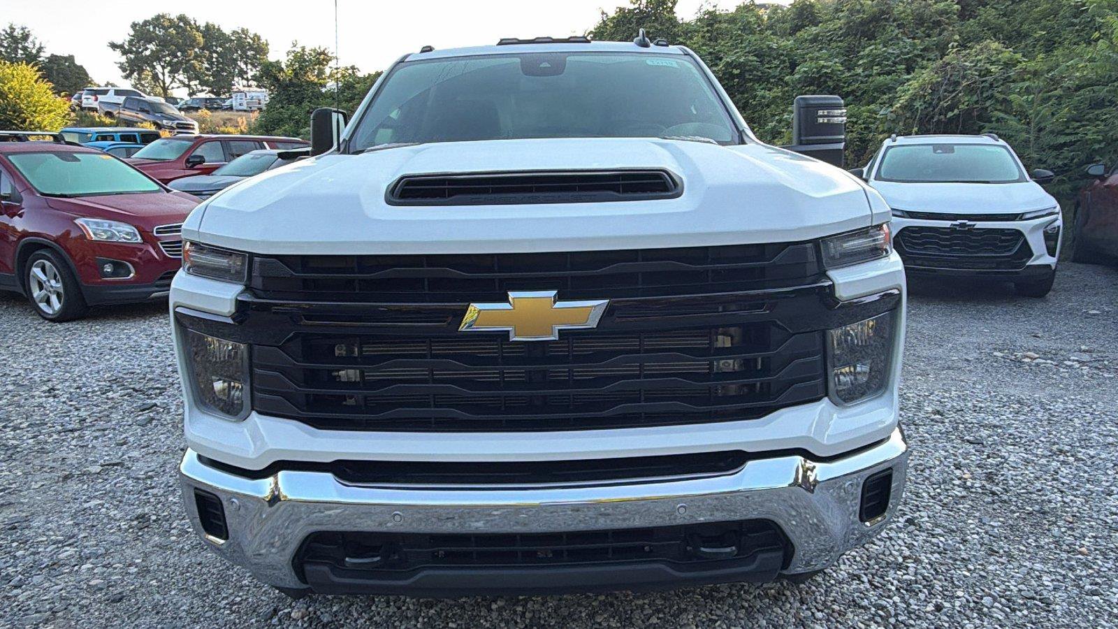 New 2026 Chevrolet Silverado 3500 W/T AWD/4WD image 2