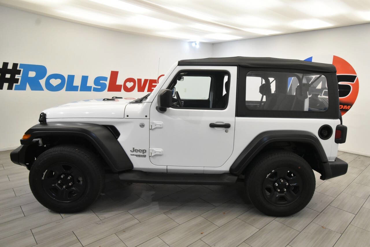 Used 2021 Jeep Wrangler Sport AWD/4WD image 2
