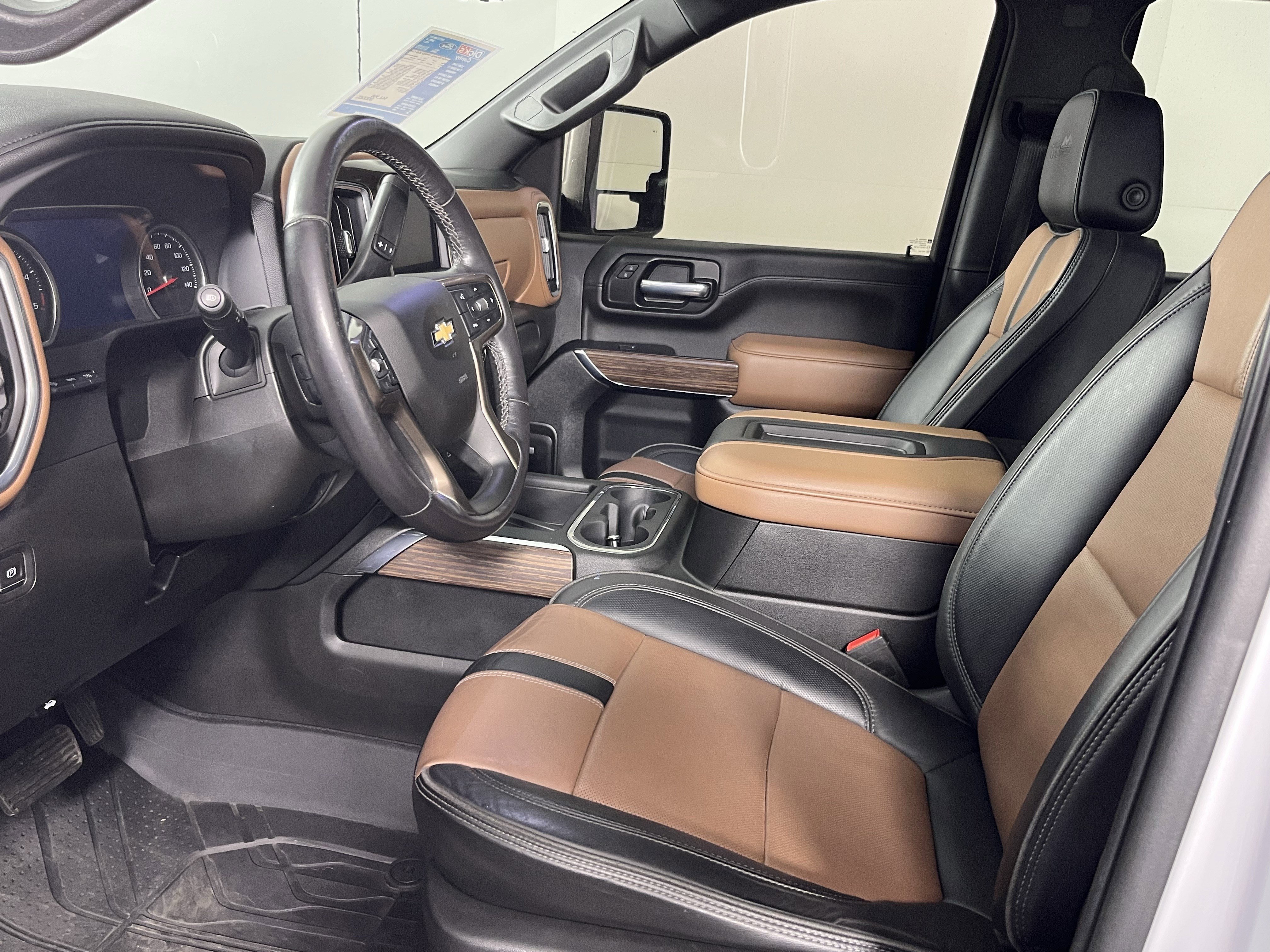 Used 2021 Chevrolet Silverado 2500 High Country w/ Z71 Off-Road Package image 8