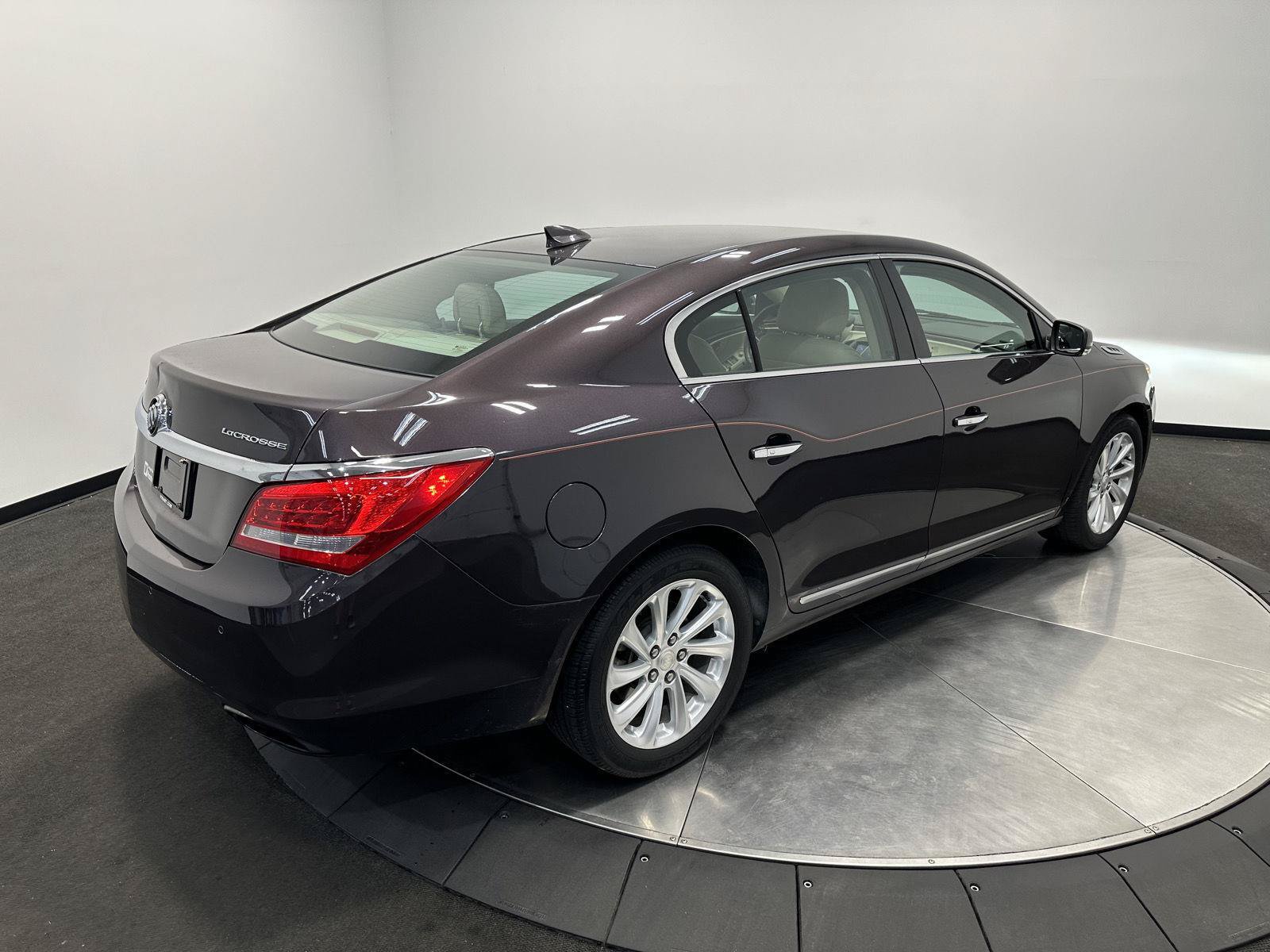 Used 2015 Buick LaCrosse Leather w/ Experience Buick Package FWD image 7