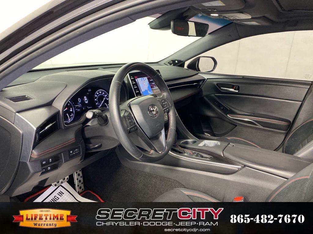 Used 2021 Toyota Avalon TRD image 11