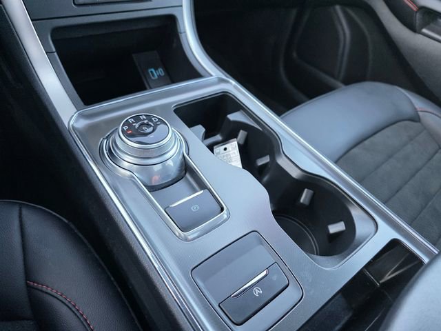 Used 2024 Ford Edge ST-Line image 23