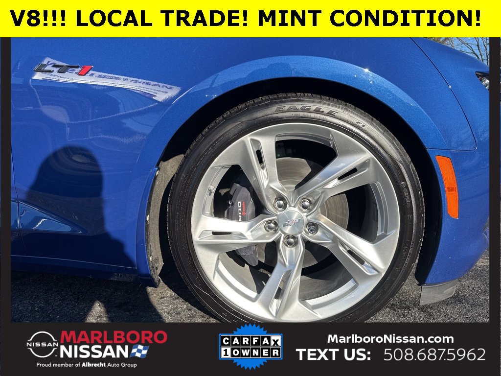 Used 2023 Chevrolet Camaro LT w/ Technology Package image 11