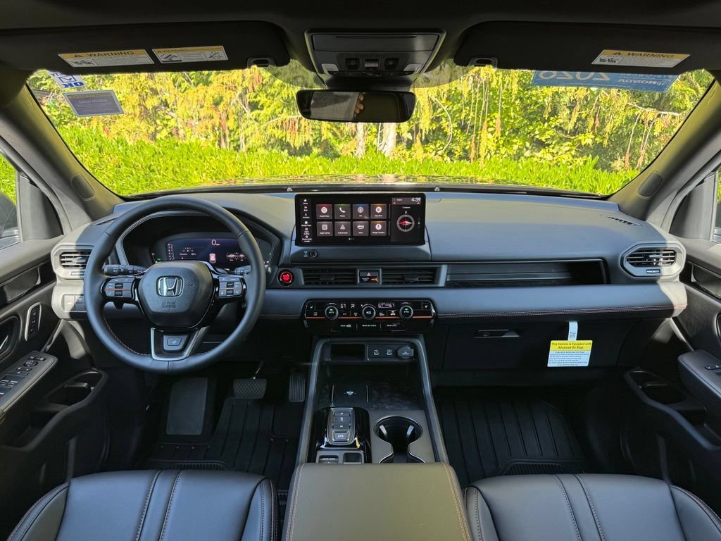 Used 2026 Honda Pilot TrailSport image 5