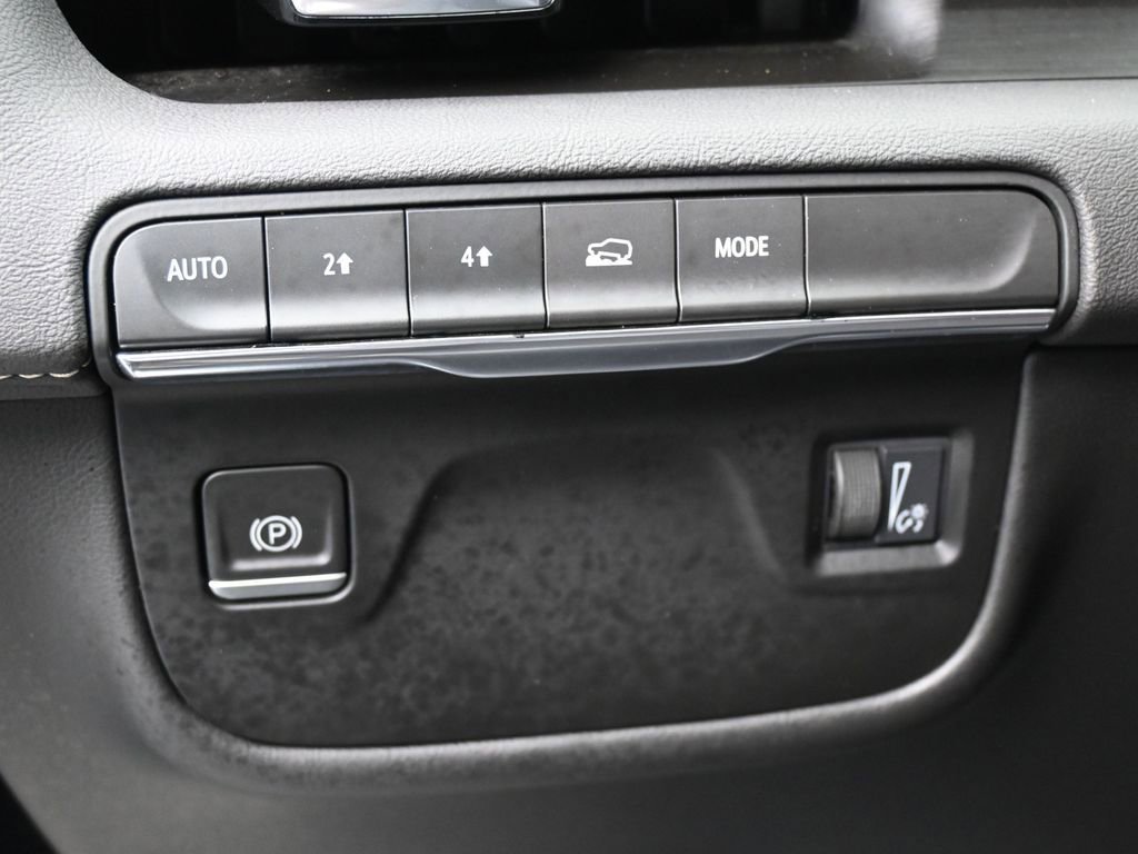 Used 2023 Cadillac Escalade ESV Premium Luxury image 18