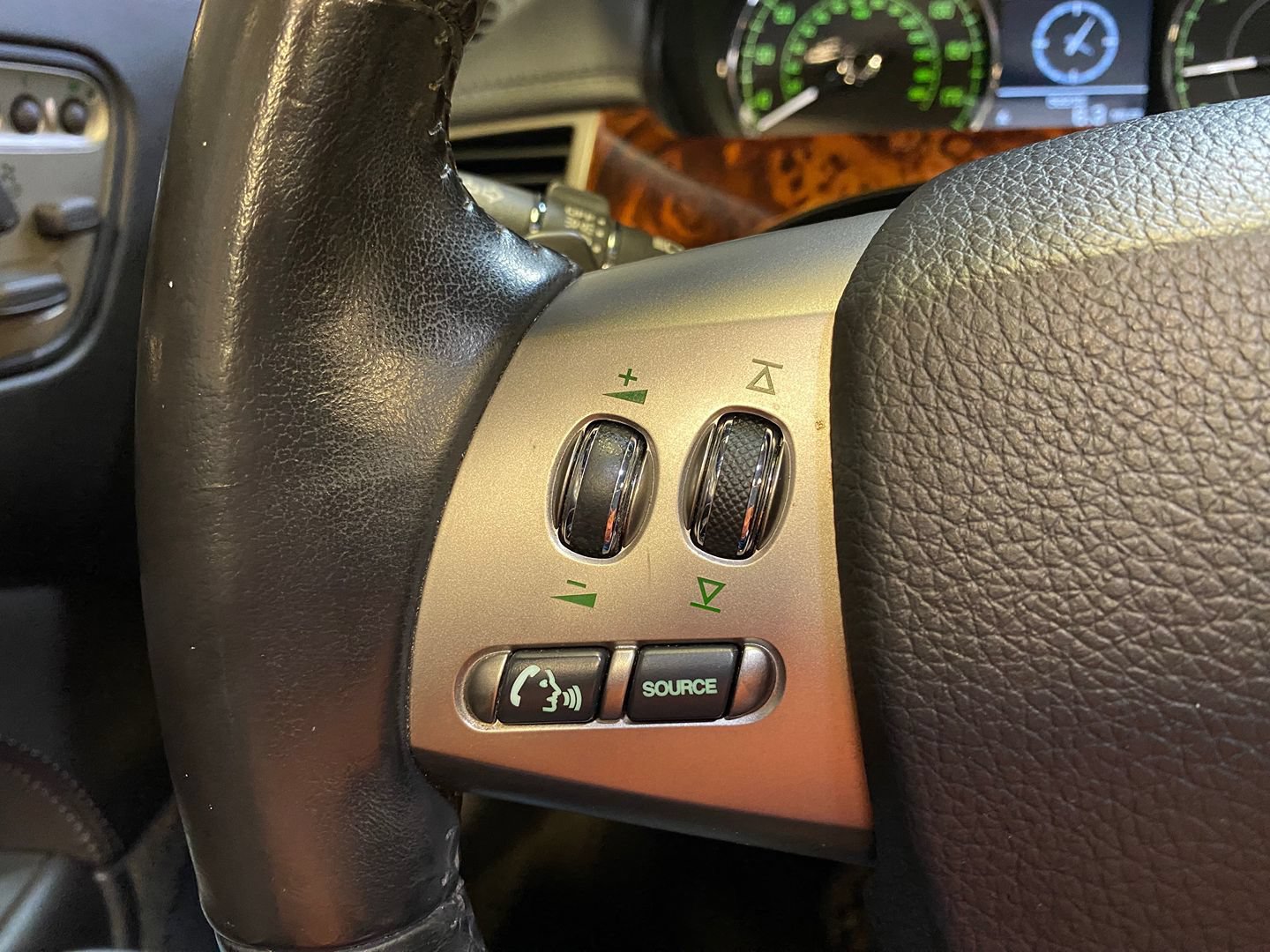 Used 2008 Jaguar XKR R RWD image 22