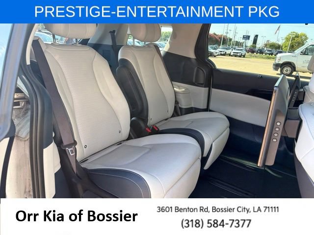 Certified 2026 Kia Carnival SX Prestige FWD image 24