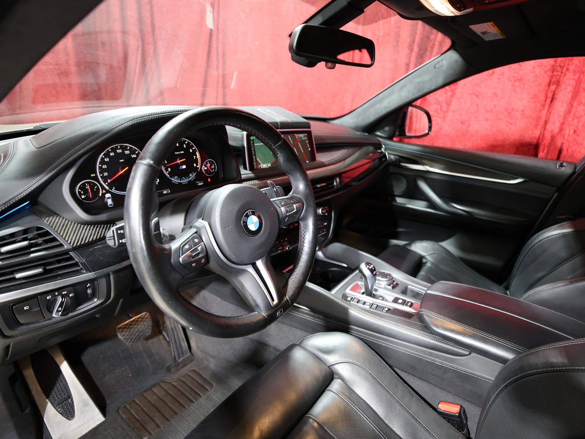 Used 2015 BMW X6 M image 12