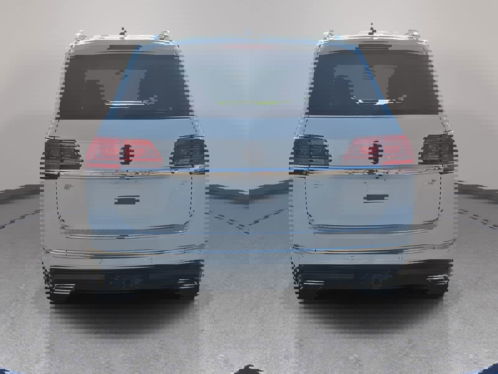 Used 2018 Volkswagen Atlas SEL w/ R-Line Package image 6