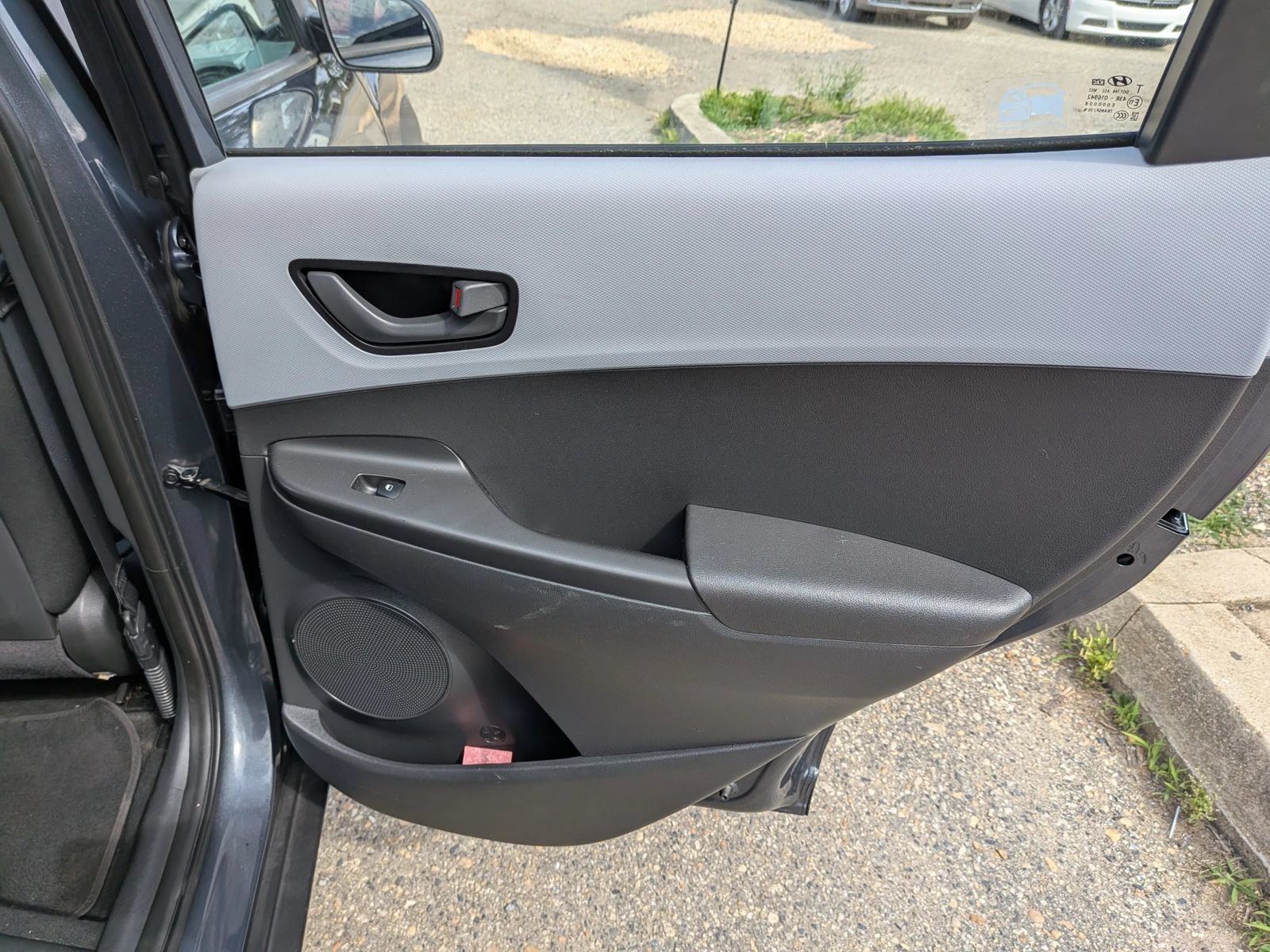 Used 2019 Hyundai Kona SE AWD/4WD image 32