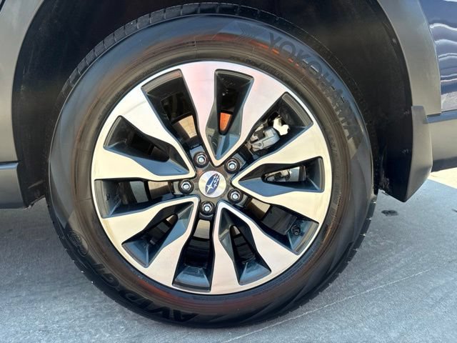 Used 2025 Subaru Outback Touring AWD/4WD image 9