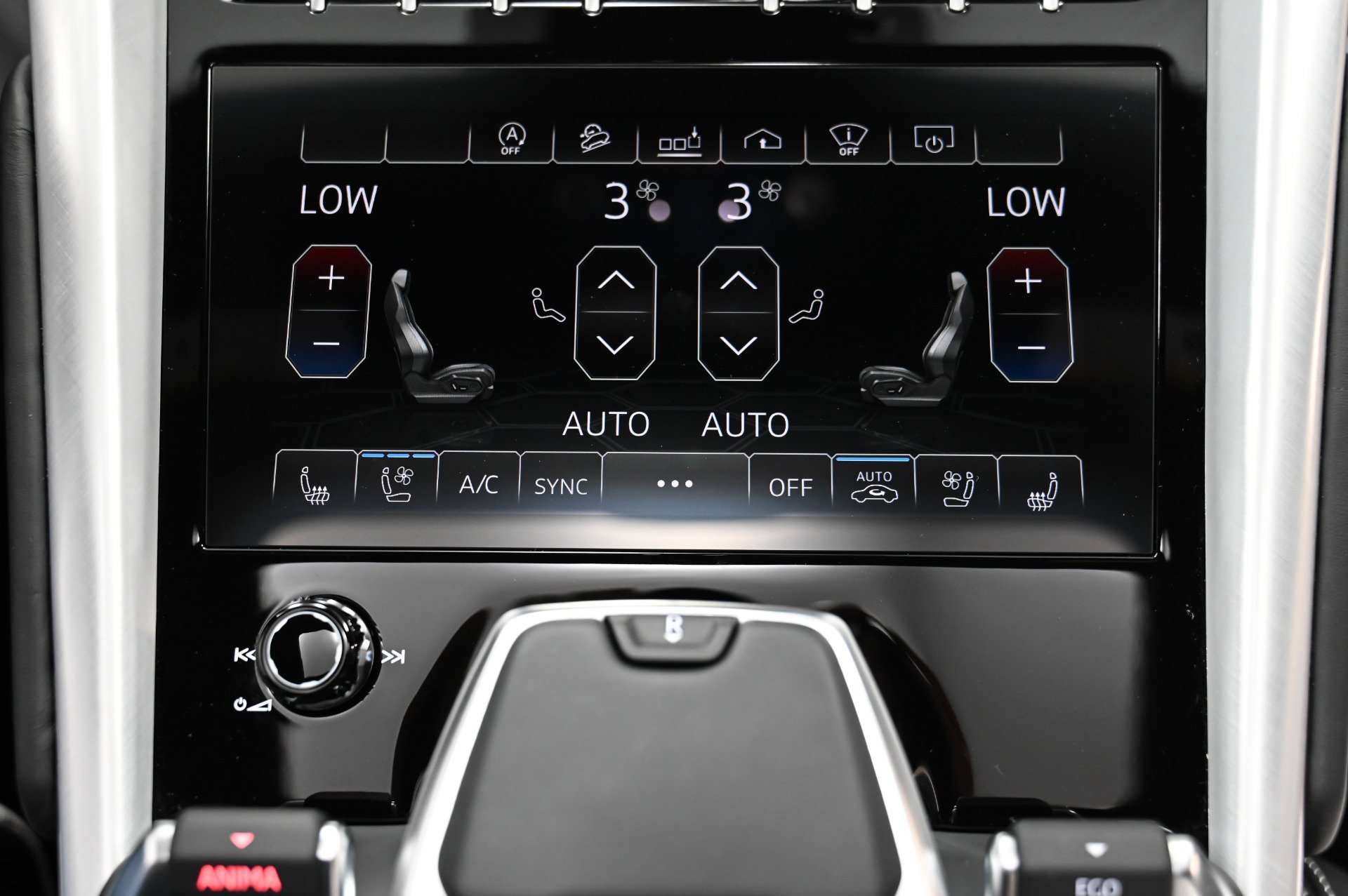 Used 2020 Lamborghini Urus image 30